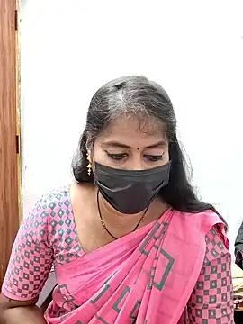 tamil_Sigappu_Roja's Live XXX Chat