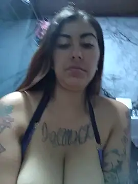 Lademonia2828's Live XXX Chat