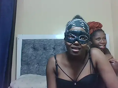 Horny_ebonies লাইভ XXX চ্যাট