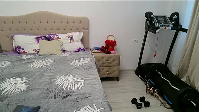 Chat +18 de Annyfit4you ao vivo