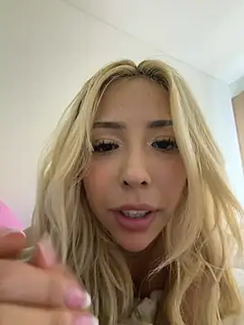 Sofy_Softtt 라이브 XXX 채팅