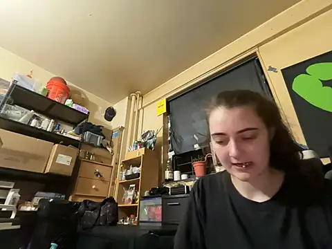 Czat XXX na żywo – Snowbunnycake_131