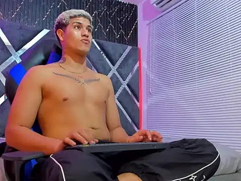 dominic_connorn Live XXX chat