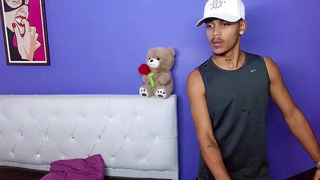 دردشة Angel_foxc13 الجنسية المباشرة