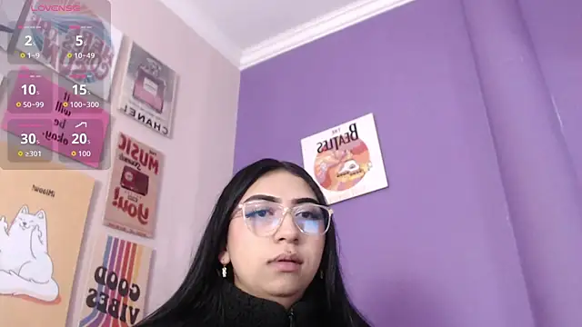 Elek_tra's Live XXX Chat