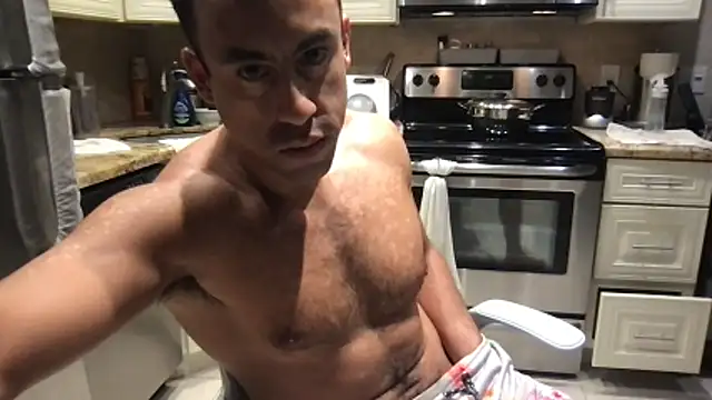 Czat XXX na żywo – BigGuyMuscle