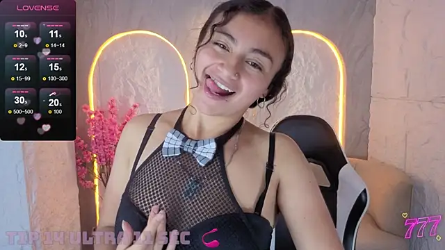 Chat +18 de Sweet_Morita_Tx ao vivo