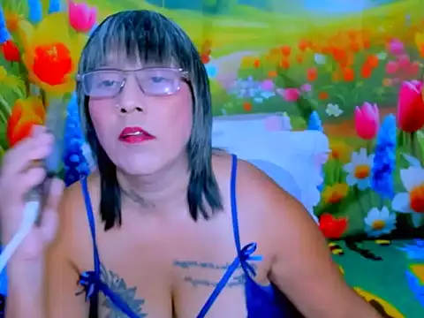 indianroxy: απευθείας συνομιλία ΧΧΧ