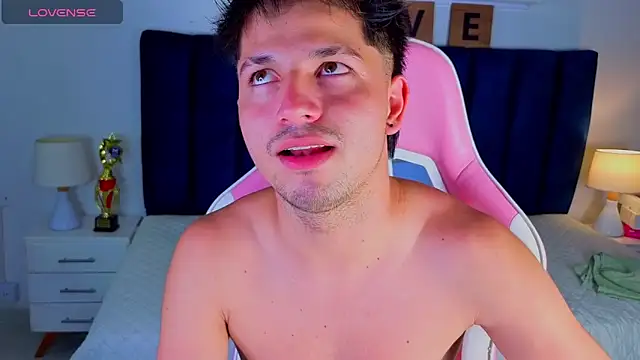 Chat XXX Live Issac_james_