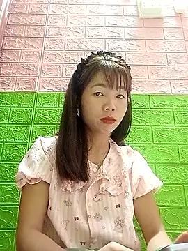 AmyLinee01's Live XXX Chat