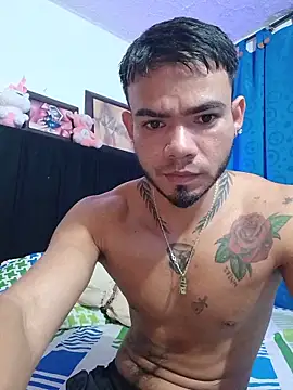 Niick01_ Adlı Modelin Canlı XXX Sohbeti