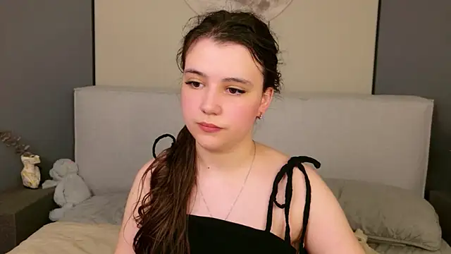 Pauline_Heaven's Live XXX Chat