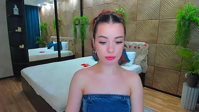 PutOnRepeat's Live XXX Chat
