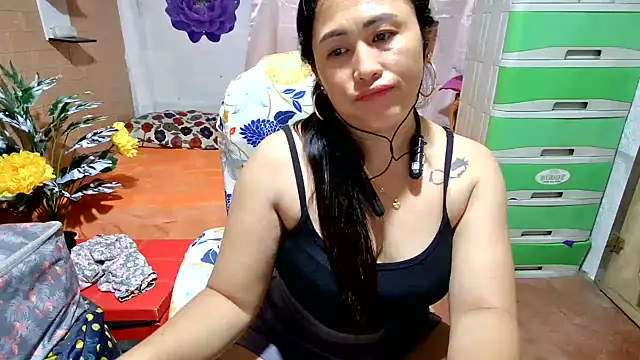Chat +18 de Filipina_Desire ao vivo