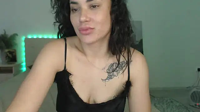 Živý XXX chat RoxannePure