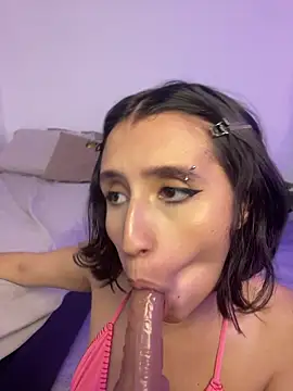 Chat XXX ao vivo de Frrancesca_