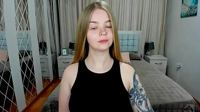 SirenaDoll – Live XXX-chat