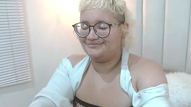 Echypyon_ Live XXX-Chat
