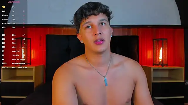 Leo_Savage_ Live XXX-Chat
