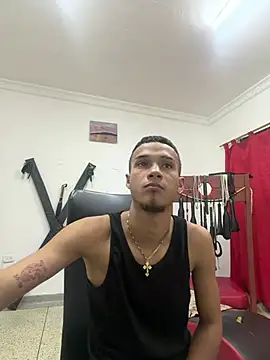friends_lust_latin 라이브 XXX 채팅