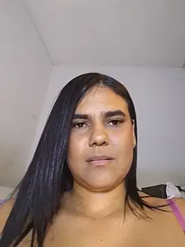Chat +18 de AntonellaShot ao vivo