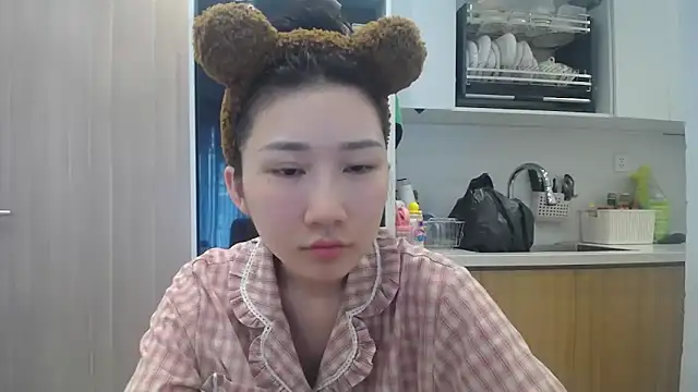 צ'אט XXX בשידור חי של Asiagirll