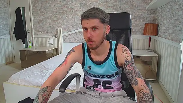 JonahShaw Live XXX Chat