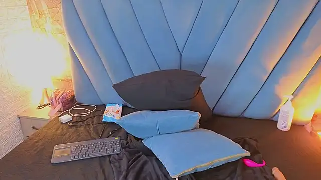 Živý XXX chat angel__red_
