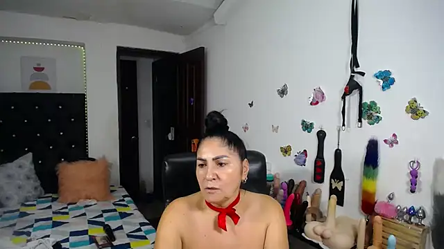 mature_bigboobs10's Live XXX Chat
