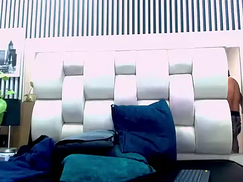 XXX chat uživo modela Alex_Wolft