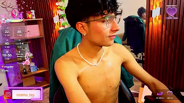 Živý XXX chat osamu_tay