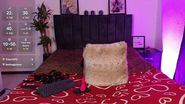 Kendall-Miller's Live XXX Chat