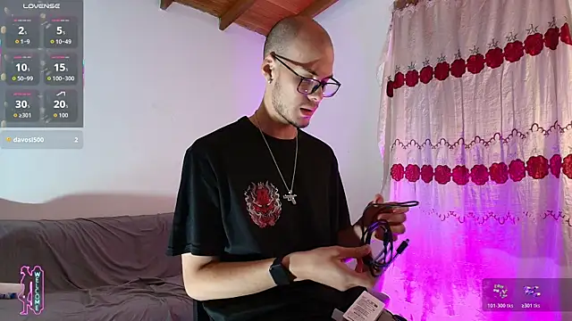 Czat XXX na żywo – Vlad__night