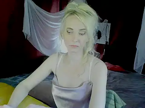 EroGoddes লাইভ XXX চ্যাট