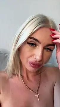 Mia_Roxie 现场XXX聊天