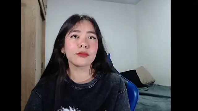 EloiseJun 现场XXX聊天