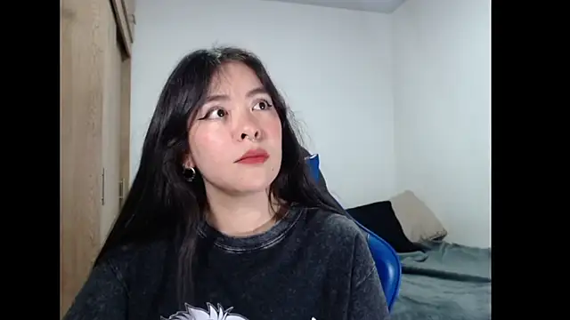 EloiseJun: απευθείας συνομιλία ΧΧΧ