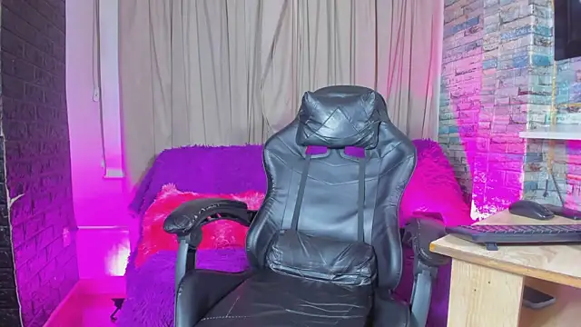 Diva_kmccn Live XXX chat