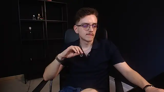 Chat XXX Live FelixStarkk