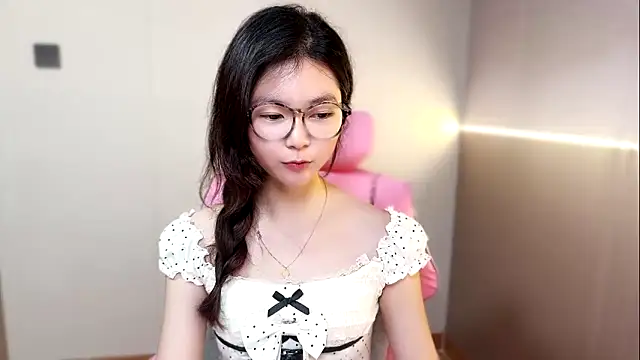 tiantian-vvv Live XXX-Chat
