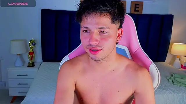 Issac_james_n Live XXX chat