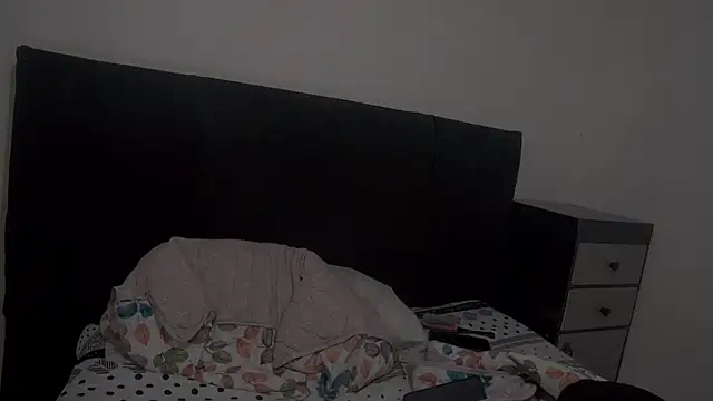 lolateton 在線直播表演