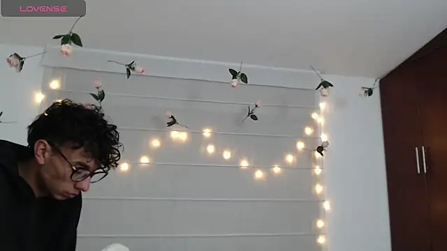 Živý XXX chat Sarabubbie