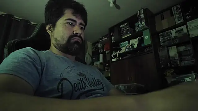 Chat +18 de Ottovonstripmarck ao vivo