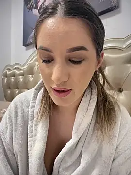 Czat XXX na żywo – HotXMom_