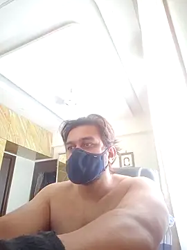 kaizercool1 Adlı Modelin Canlı XXX Sohbeti