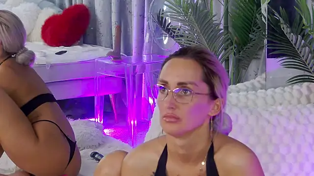 Chatroom XXX en direct de IsabelleEthan