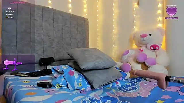 Živý XXX chat SaraCrow