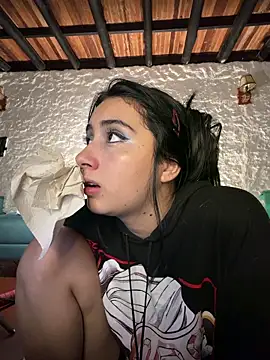 kaori_77 XXX чат на живо
