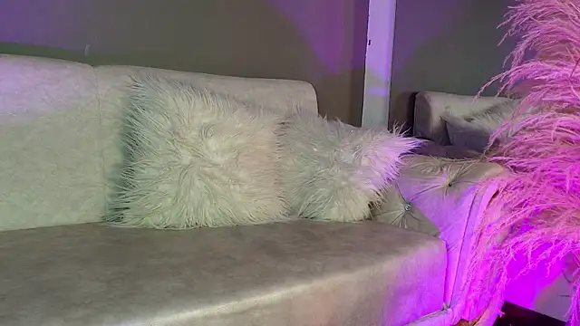 REDS_VELVETn Live XXX chat
